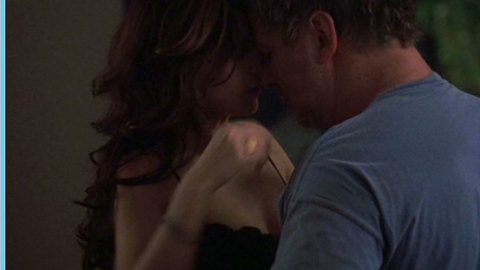 Pic: Sarah Michelle Gellar in Suburban Girl