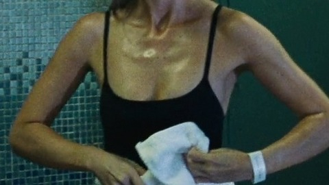 Pic: Sarah Michelle Gellar in Veronika Decides to Die (2009)