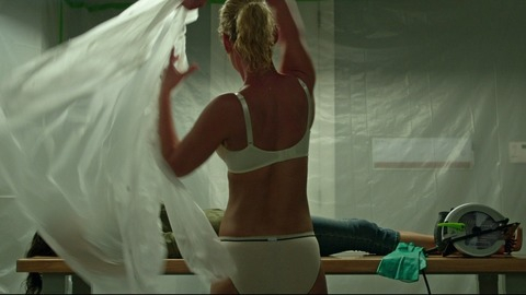 Pic: Katherine Heigl in Home Sweet Hell (2015)