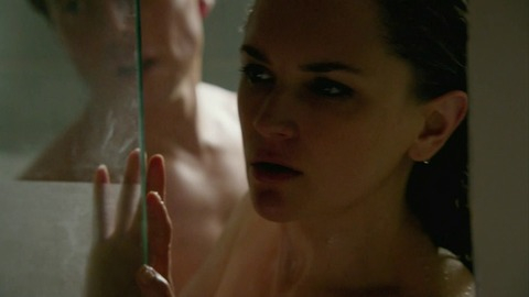 Pic: Rachael Leigh Cook in Perception