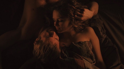 Pic: Rachael Leigh Cook in Red Sky