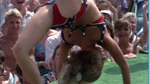 Pic: Leilani Sarelle in Shag