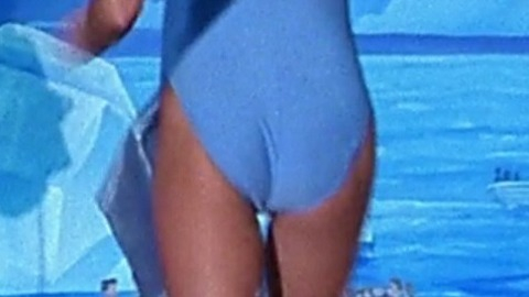 Pic: Shannon Elizabeth in Scary Movie