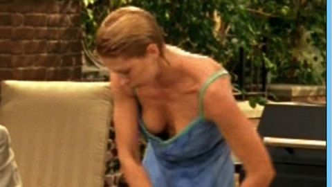 Pic: Jenna Elfman in Dharma & Greg