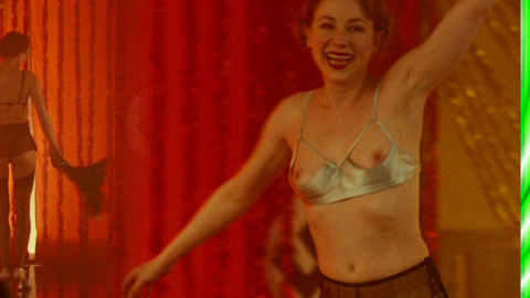 Pic: Julie Depardieu in Les femmes de l'ombre