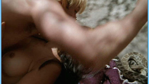 Pic: Lucy Liu in Flypaper
