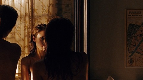 Pic: Jessica Alba in Awake