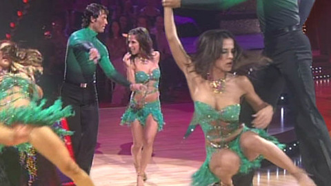 Pic: Kelly Monaco in Dancing with the Stars