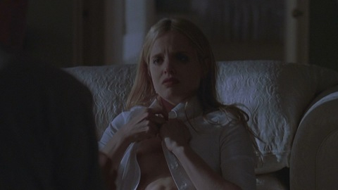 Pic: Mena Suvari in American Beauty