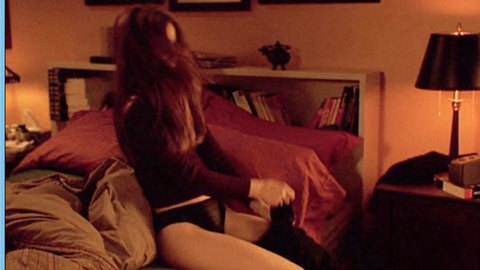 Pic: Mena Suvari in Loser