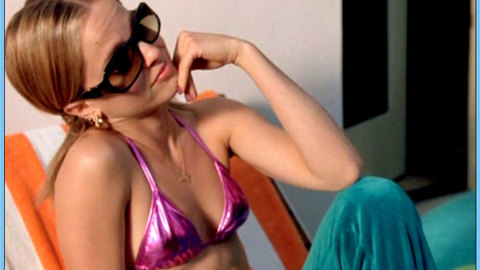 Pic: Mena Suvari in The Dog Problem