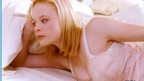 Pic: Thora Birch in Dark Corners