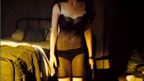 Pic: Thora Birch in Dark Corners