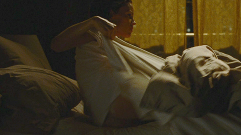 Pic: Hilary Swank in The Resident