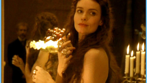 Pic: Saffron Burrows in Klimt (2006)