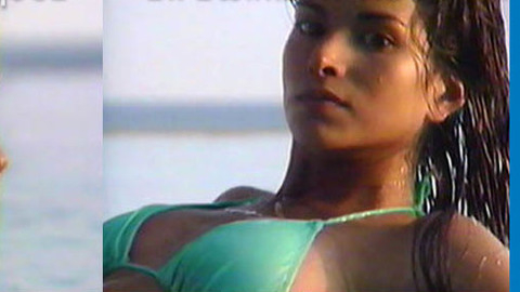 Pic: Patricia Velasquez in Sports Illustrated: Swimsuit 1994