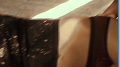 Pic: Katie Holmes in Pieces of April