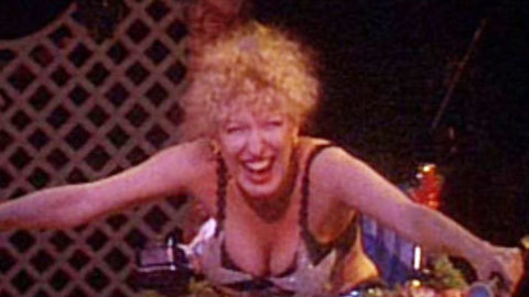 Pic: Bette Midler in Divine Madness!