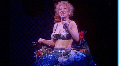 Pic: Bette Midler in Divine Madness!