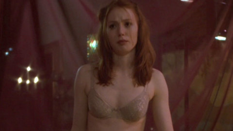 Pic: Alicia Witt in Playing Mona Lisa