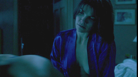 Pic: Kathryn Erbe in Stir of Echoes