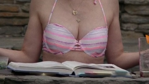 Pic: Amanda Peet in Togetherness