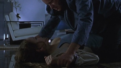 Pic: Leelee Sobieski in The Glass House