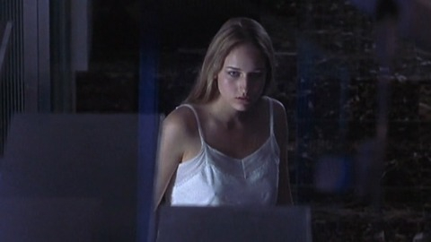 Pic: Leelee Sobieski in The Glass House