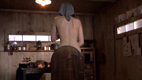 Pic: Leelee Sobieski in Uprising