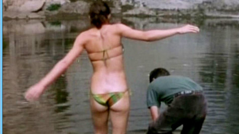 Pic: Caroline Ducey in Ballo a tre passi