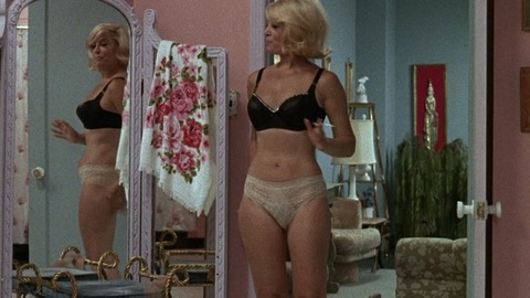 Pic: Sylvia Miles in Midnight Cowboy