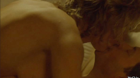 Pic: Rebecca Romijn in Godsend