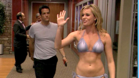 Pic: Rebecca Romijn in Pepper Dennis