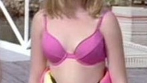 Pic: Melissa Joan Hart in Sabrina, Down Under