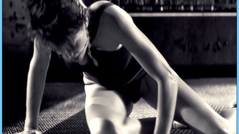 Pic: Rosario Dawson in Sin City