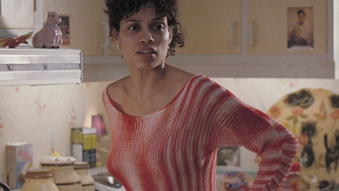 Pic: Rosario Dawson in Killshot