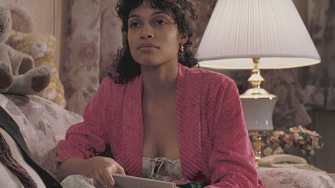 Pic: Rosario Dawson in Killshot