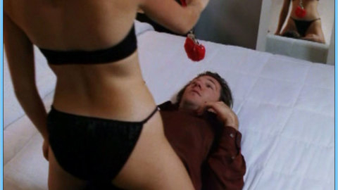 Pic: Amy Smart in Starstruck