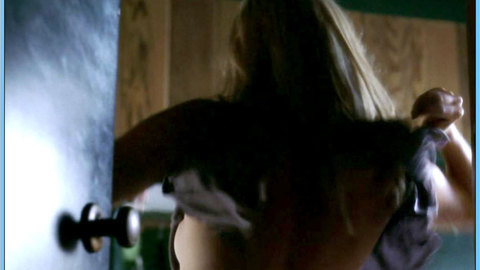 Pic: Amy Smart in Smith