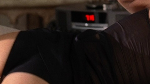 Pic: Perrey Reeves in Entourage