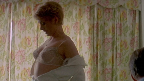 Pic: Shirley Jones in The Happy Ending