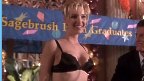Pic: Lisa Kudrow in Romy and Michele's High School Reunion