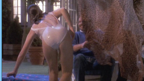 Pic: Meredith Salenger in The Kiss