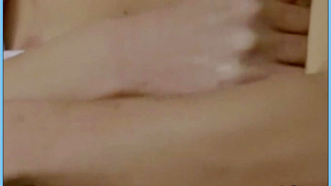 Pic: Eva Habermann in Rotlicht - In der Höhle des Löwen