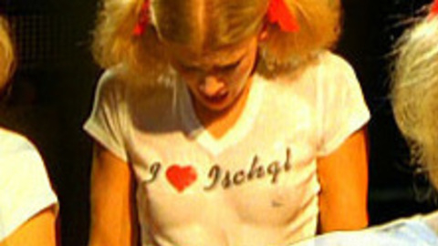 Pic: Eva Habermann in Feuer, Eis & Dosenbier