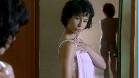 Pic: Elsa Zylberstein in La cloche a sonné