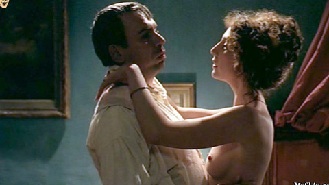 Pic: Elsa Zylberstein in Monsieur N.