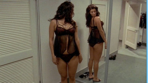 Pic: Ali Landry in Repli-Kate