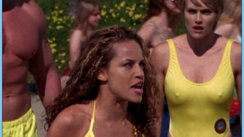 Pic: Kimberly Oja in Son of the Beach (2000-2002)
