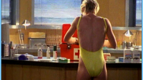 Pic: Kimberly Oja in Son of the Beach